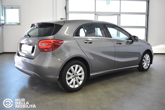 MERCEDES-BENZ A 160 d Automatic Executive